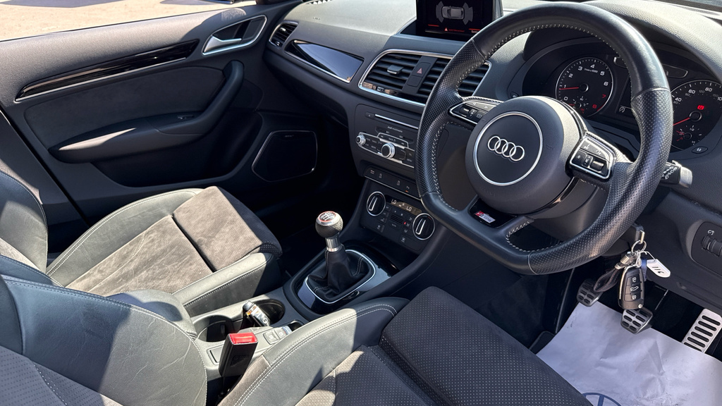Audi Q3 Q3 1.4T Fsi Black Edition WT18GJX Silver #6