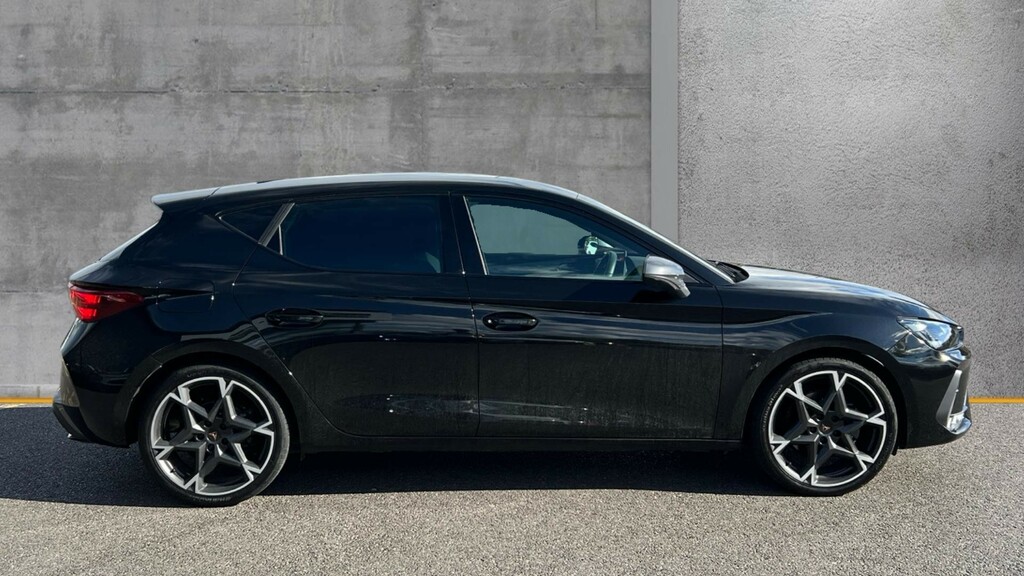 Cupra Leon Leon 1.5 Etsi 150 V2 Dsg KW25XDN Black #4