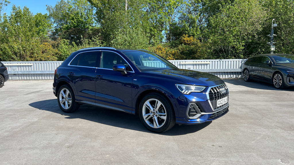 Audi Q3 Q3 35 Tdi S Line S Tronic Blue
