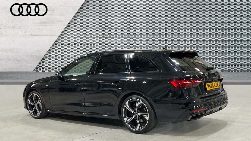 Audi A4 Avant A4 40 Tfsi 204 Black Edition S Tronic MW24RZK Black #3