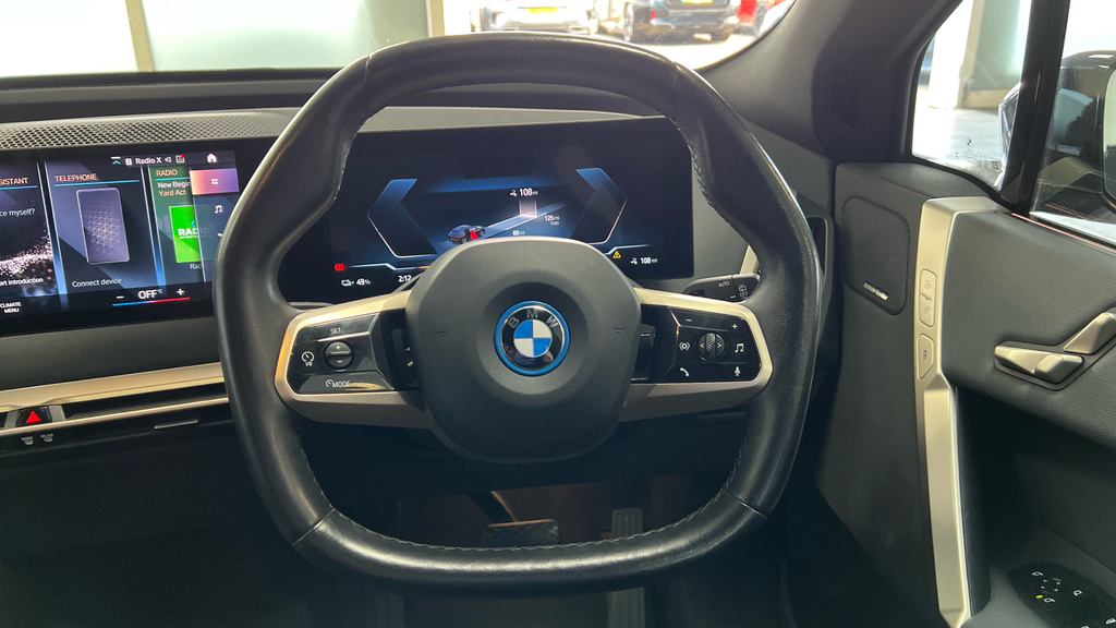 BMW iX Ix 240Kw Xdrive40 M Sport 76.6Kwh MM22UAH Black #5