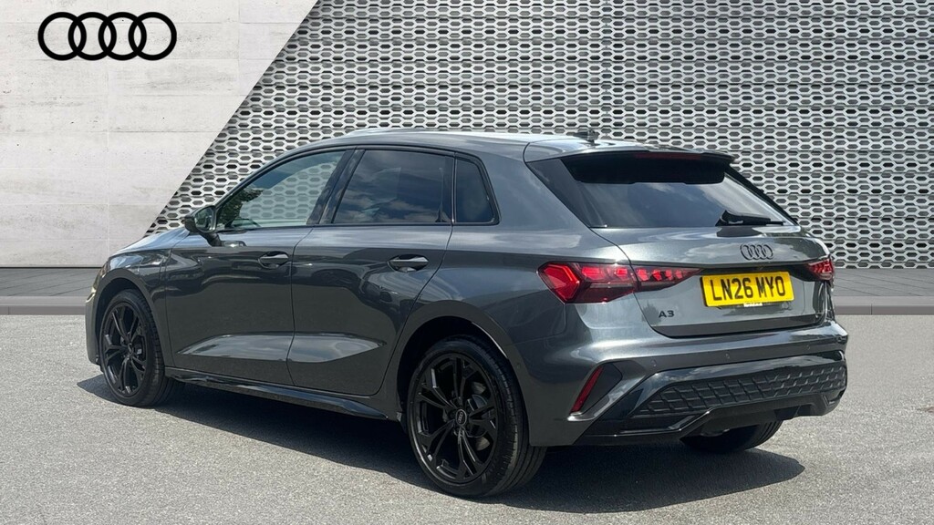 Audi A3 A3 1.5 Tfsi E 204 Black Edition S Tronic LN26MYO Grey #3