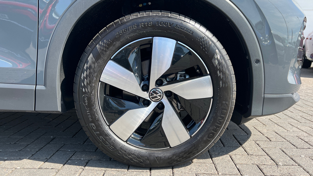 Volkswagen Tiguan Tiguan Match 1.5 Etsi 150 Ps 7-Speed Dsg Grey #5