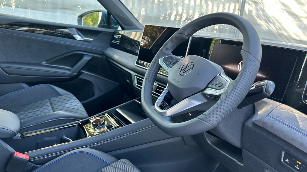 Volkswagen Tiguan Volkswagen Tiguan Estate 1.5 Etsi 150 R-line D KT26ERU Blue #5