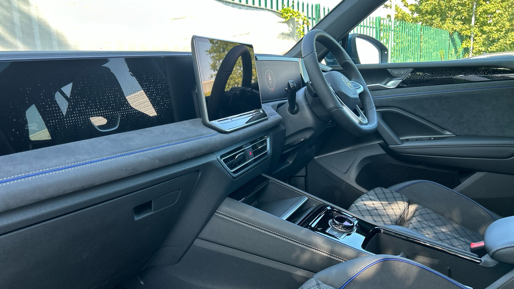 Volkswagen Tiguan Volkswagen Tiguan Estate 1.5 Etsi 150 R-line D KT26ERU Blue #2