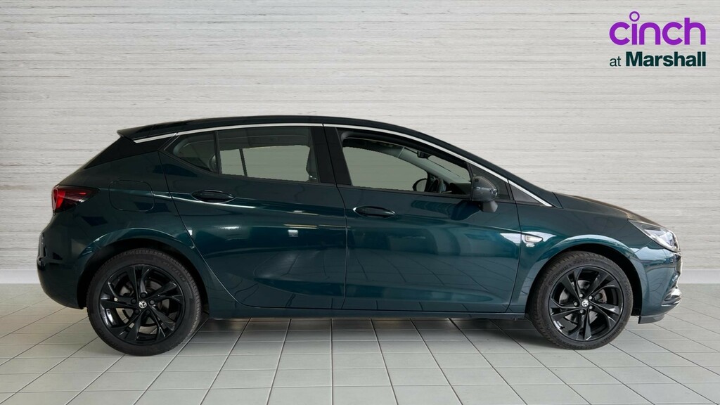 Vauxhall Astra Astra 1.4T 16V 150 Elite Nav Green #2