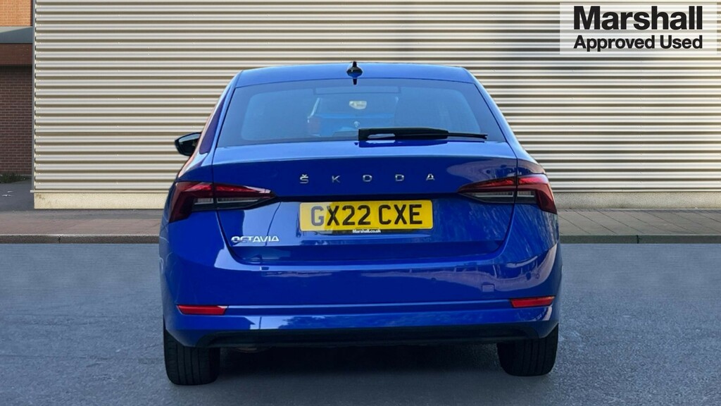 Skoda Octavia Octavia 1.5 Tsi Se Technology Blue #4