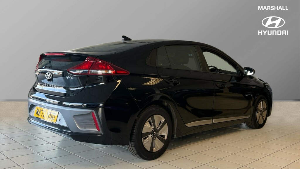 Hyundai Ioniq Ioniq 1.6 Gdi Hybrid Se Connect Dct MA72HSO Black #3