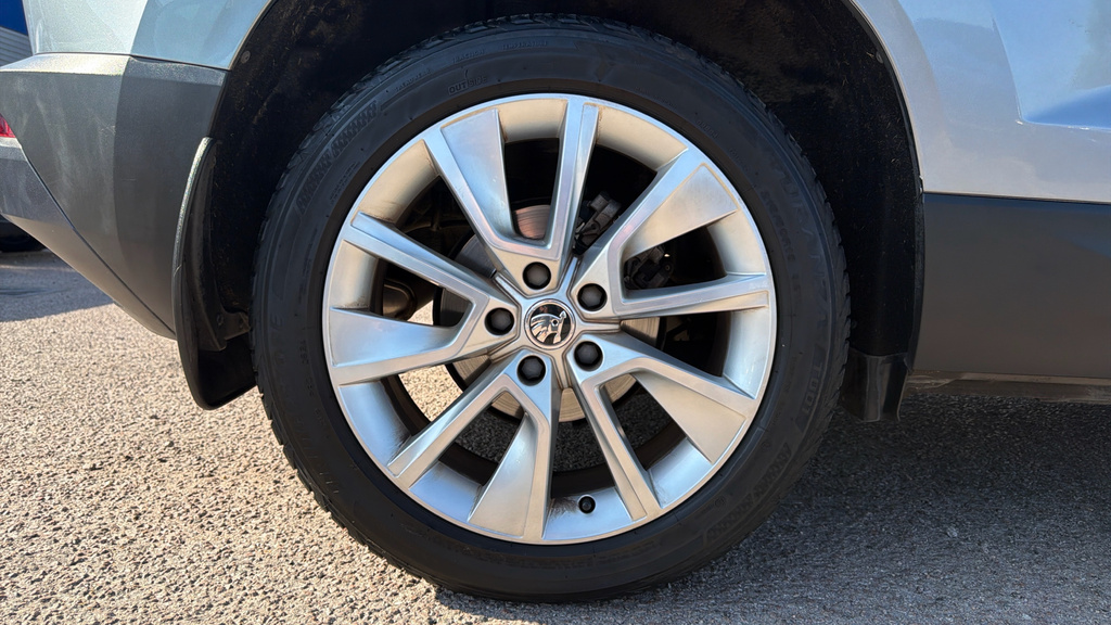 Skoda Karoq Karoq 1.5 Tsi Se L Dsg Grey #5