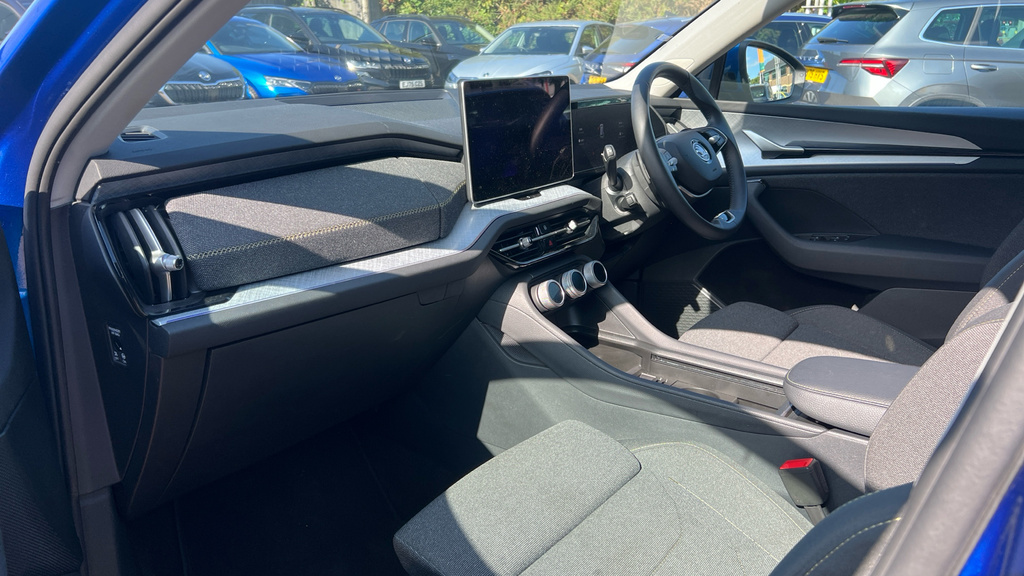 Skoda Kodiaq Kodiaq 1.5 Tsi E-tec Se Dsg 7 Seat EN74ODB Blue #2