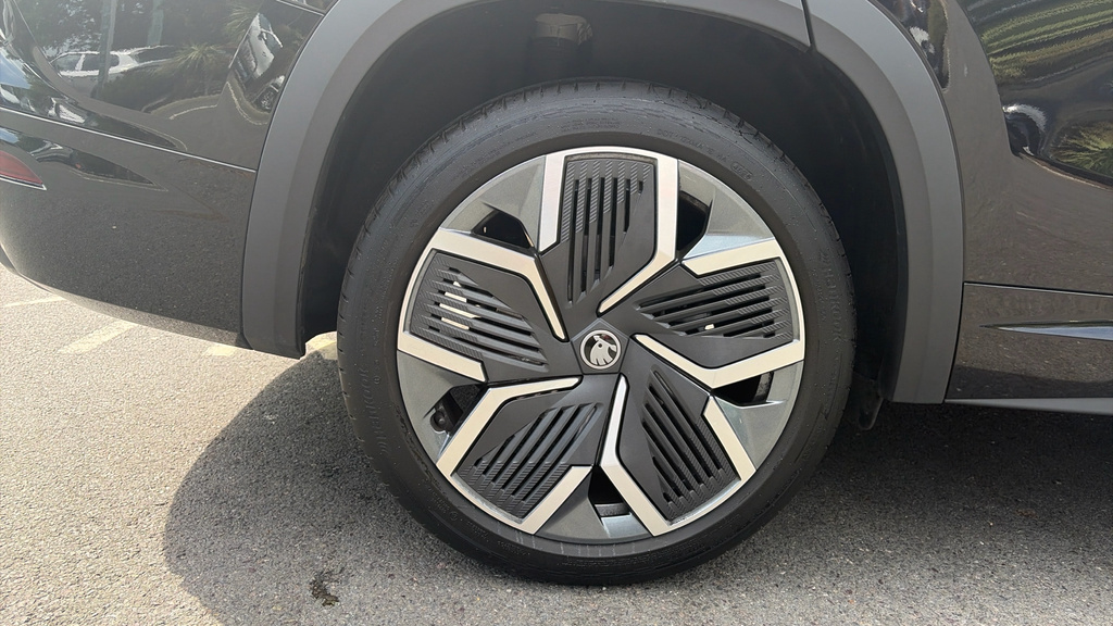 Skoda Kodiaq Kodiaq 1.5 Tsi E-tec Sportline Dsg 7 Seat EK26DGX Black #5