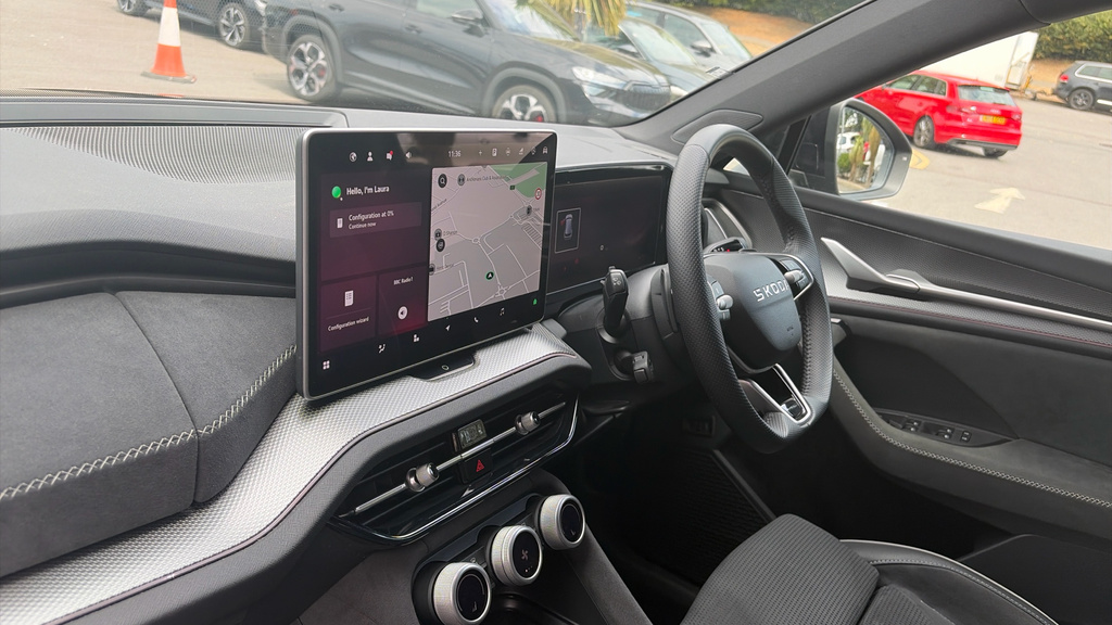 Skoda Kodiaq Kodiaq 1.5 Tsi E-tec Sportline Dsg 7 Seat EK26DGX Black #2