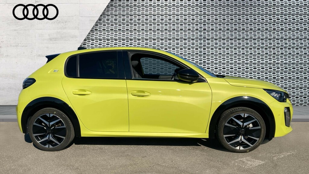 Peugeot e-208 208 115Kw Gt 51Kwh FT73LRL Yellow #4