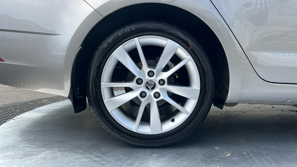 Skoda Octavia Octavia 1.5 Tsi Se L #5