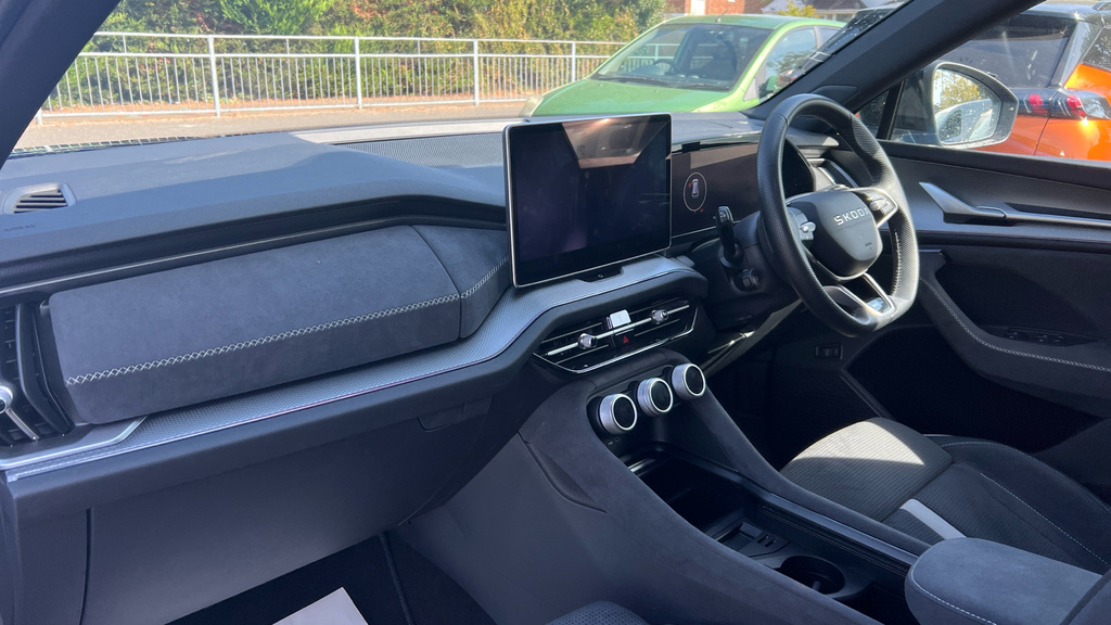 Skoda Kodiaq Kodiaq 1.5 Tsi E-tec Sportline Dsg 7 Seat EK25LLD Blue #2