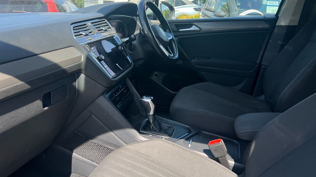 Volkswagen Tiguan Allspace Tiguan Allspace 2.0 Tdi Life Dsg LC71VGR Grey #2