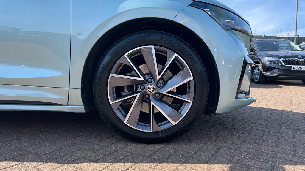 Skoda ENYAQ Enyaq 150Kw 80 Sportline 82Kwh 125Kw Silver #5