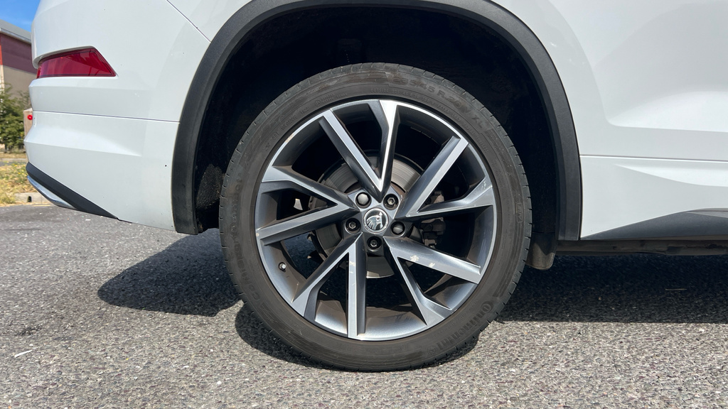 Skoda Kodiaq Kodiaq 2.0 Tsi 190 Sport Line 4X4 Dsg 7 Seat White #5