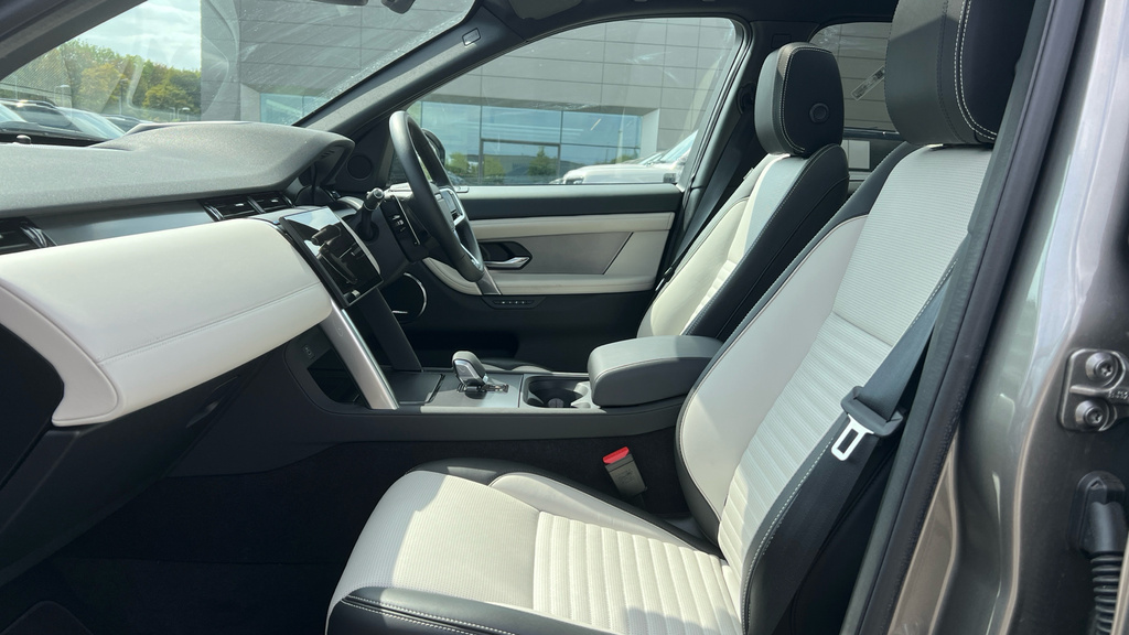 Land Rover Discovery Sport Discovery Sport 2.0 D200 Dynamic Hse 7 S Silver #3
