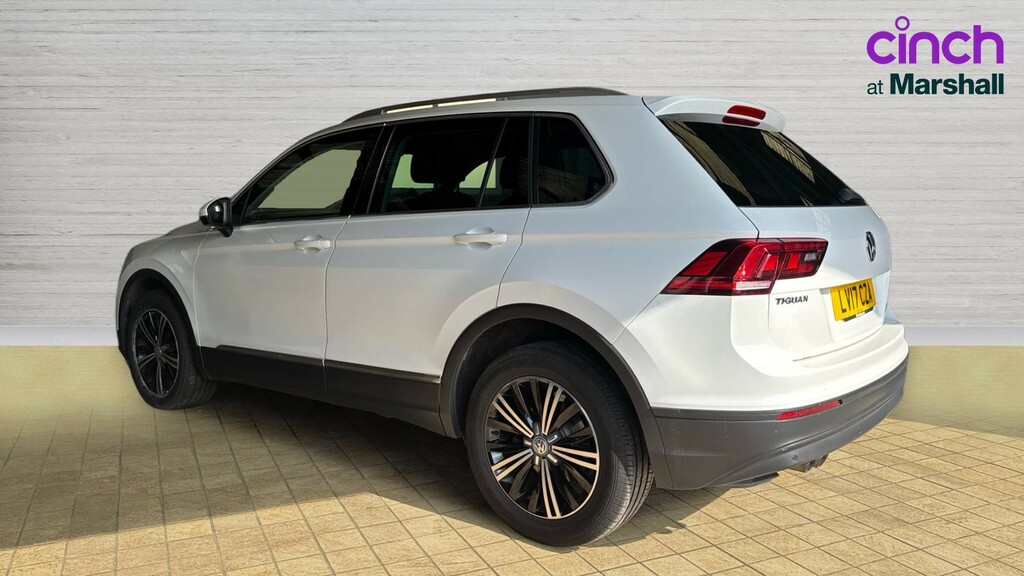 Volkswagen Tiguan Tiguan 2.0 Tdi 150 4Motion Se Nav Dsg LV17CZA White #5
