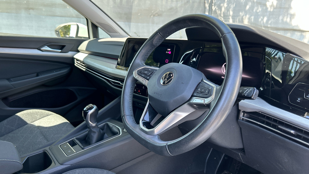 Volkswagen Golf Golf 1.0 Tsi Life OY72LZF White #5