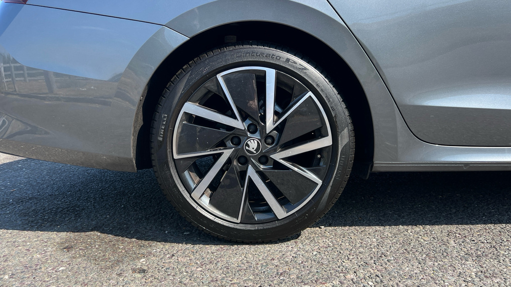 Skoda Octavia Octavia 1.5 Tsi 150 Sportline EK26WPV Grey #5