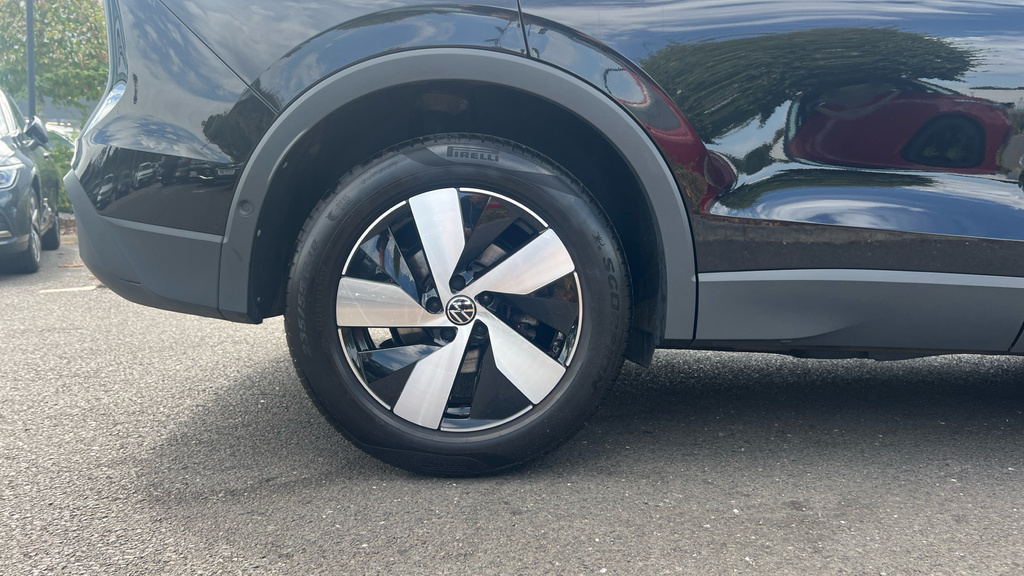 Volkswagen Tiguan Tiguan Match 1.5 Etsi 150Ps 7-Speed Dsg YH74HGD Black #5
