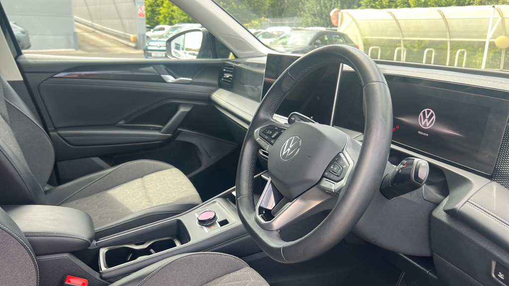 Volkswagen Tiguan Tiguan Match 1.5 Etsi 150Ps 7-Speed Dsg YH74HGD Black #6