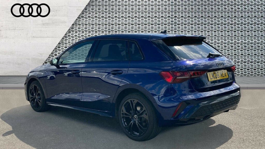 Audi A3 A3 1.5 Tfsi E 204 Black Ed S Tronic Tech Pack LN26NCA Blue #3