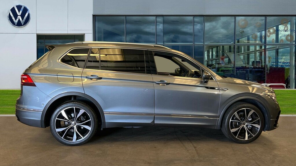 Volkswagen Tiguan Allspace Tiguan Allspace 1.5 Tsi R-line Dsg Grey #4