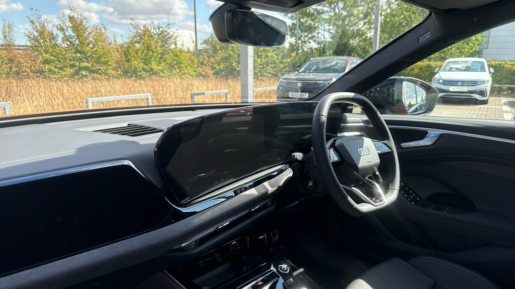 Audi A6 Saloon A6 2.0 Tdi Quattro 204 Launch Edition S Tronic Red #2