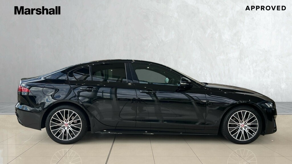 Jaguar XE Xe 2.0D R-dynamic S FL69OXK Black #5