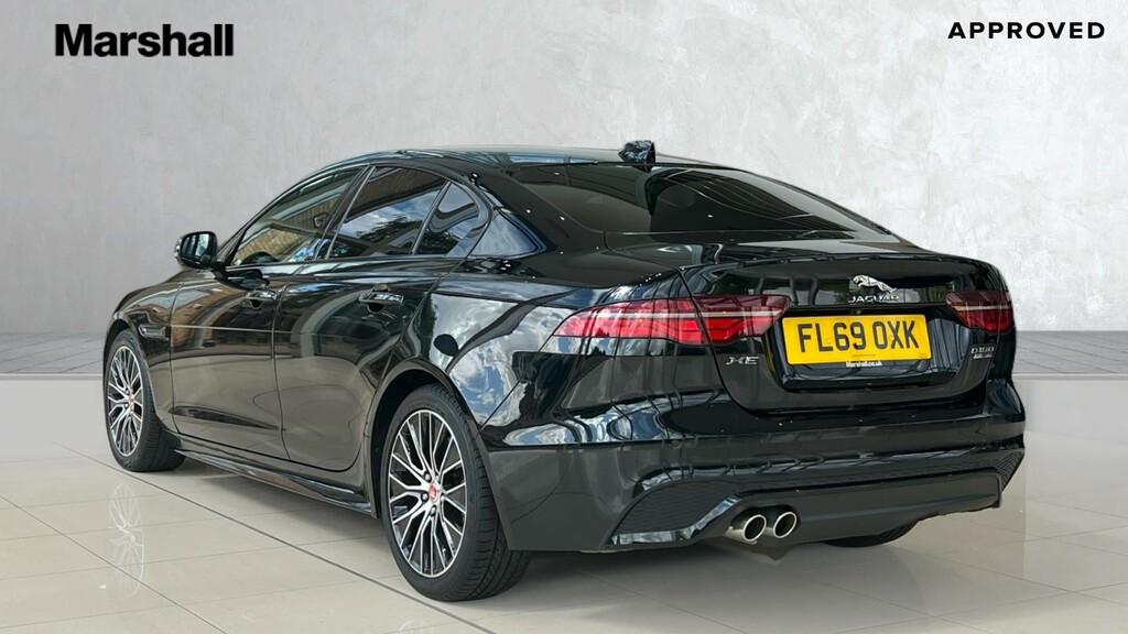 Jaguar XE Xe 2.0D R-dynamic S FL69OXK Black #2