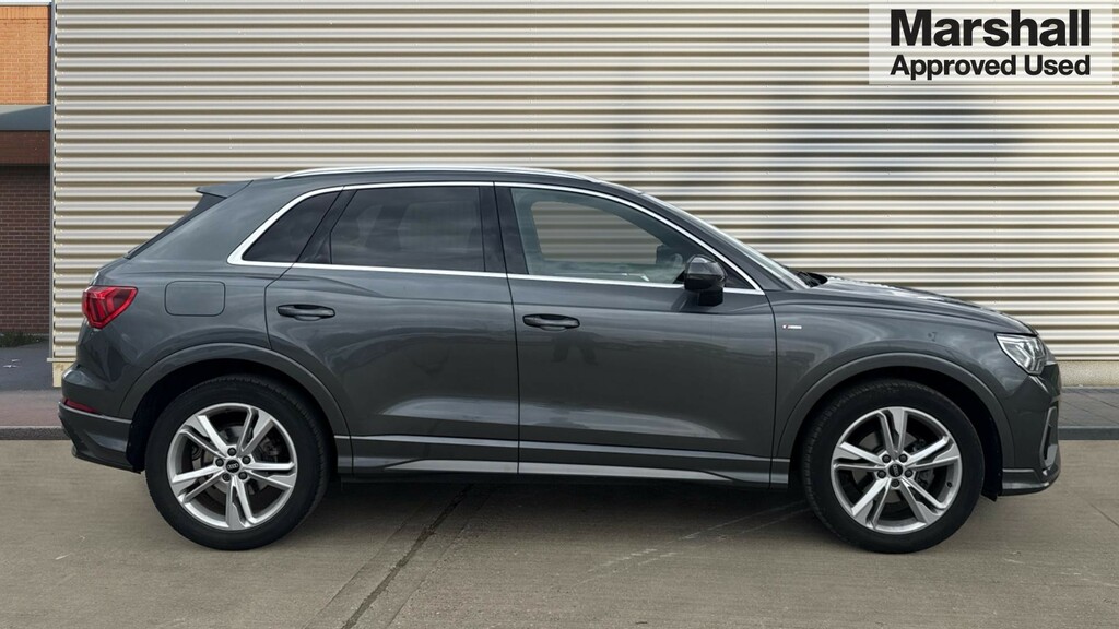 Audi Q3 Q3 35 Tfsi S Line S Tronic Comfortsound Pack FY21VMD Grey #2