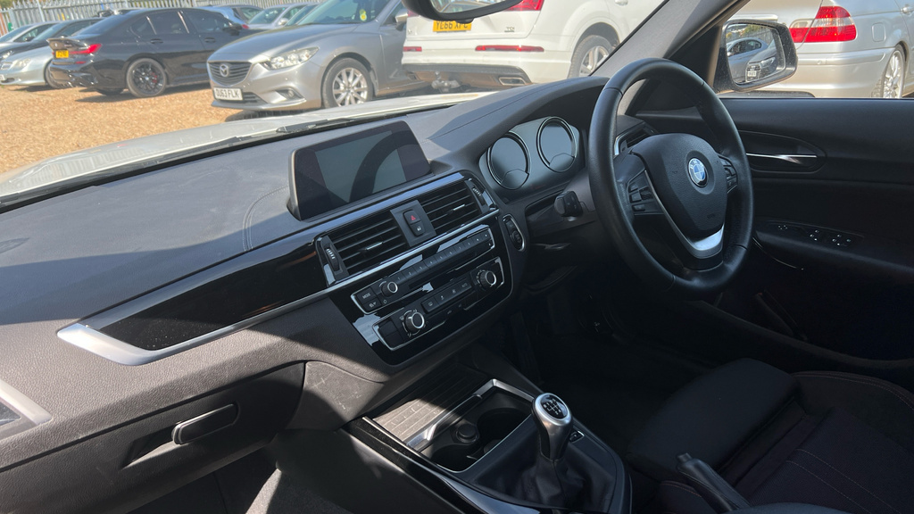 BMW 1 Series 118D 2.0 M Sport Nav Leather White #10