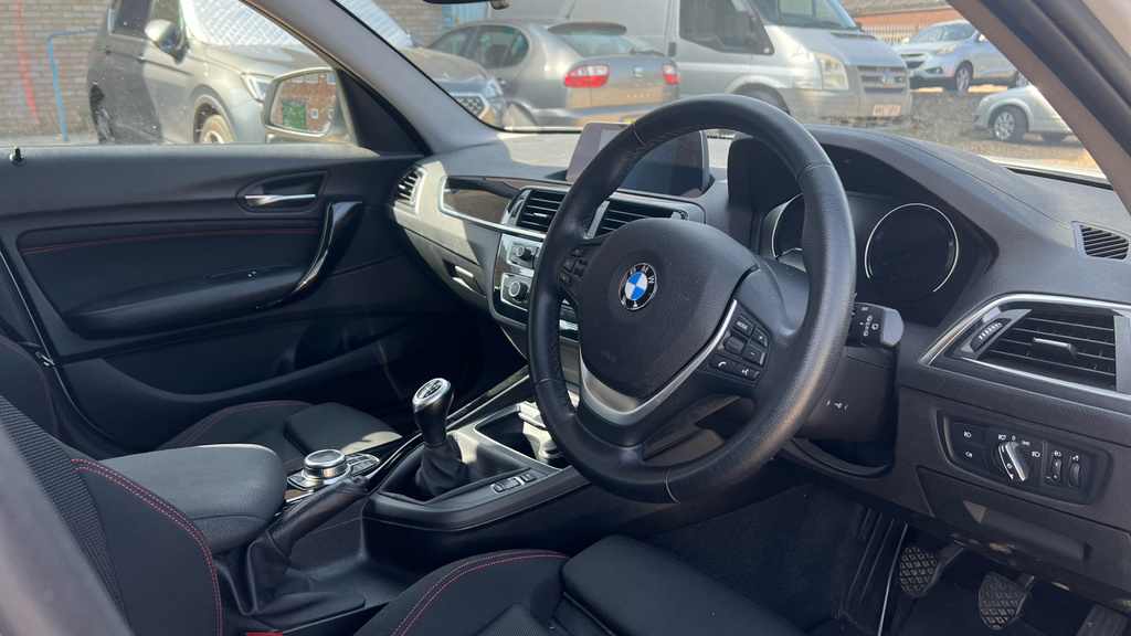 BMW 1 Series 118D 2.0 M Sport Nav Leather White #9