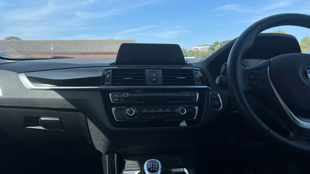 BMW 1 Series 118D 2.0 M Sport Nav Leather White #12
