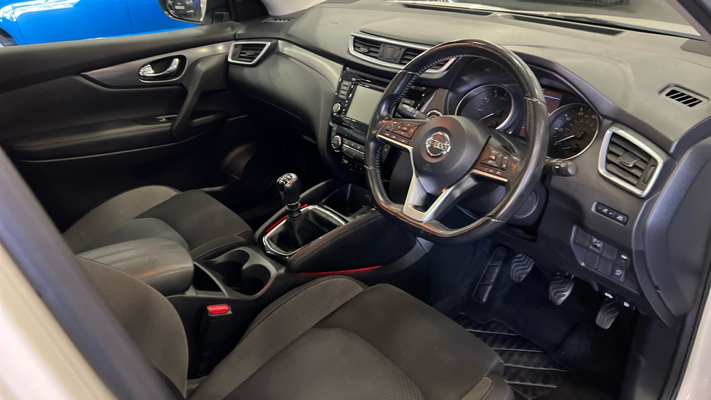 Nissan Qashqai Dci Acenta Premium Black #9