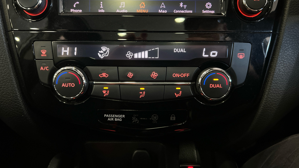 Nissan Qashqai Dci Acenta Premium Black #32