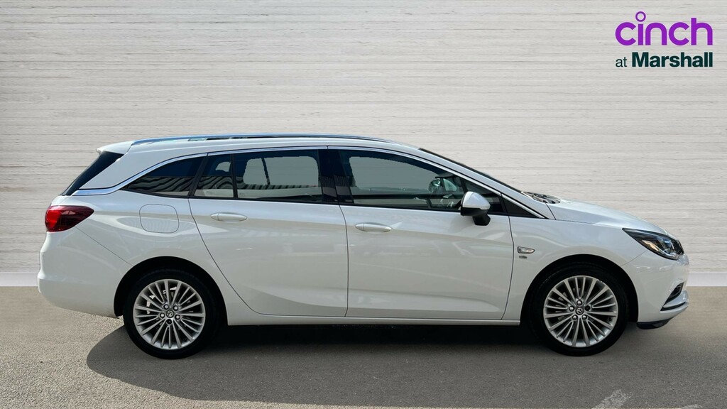 Vauxhall Astra Astra 1.4T 16V 150 Elite Nav Start Stop White #2
