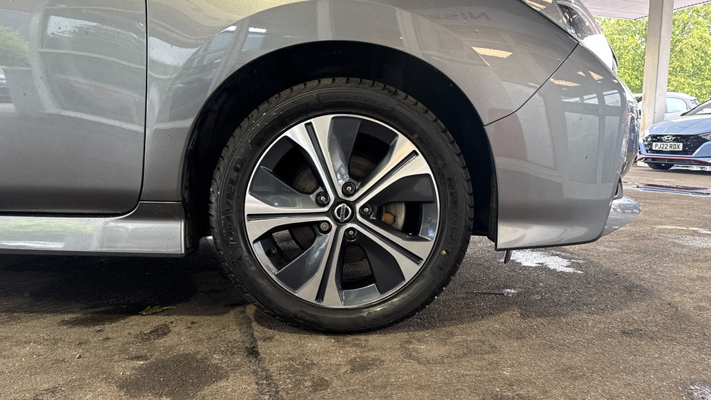 Nissan Leaf Leaf 160Kw E N-connecta 62Kwh Grey #4