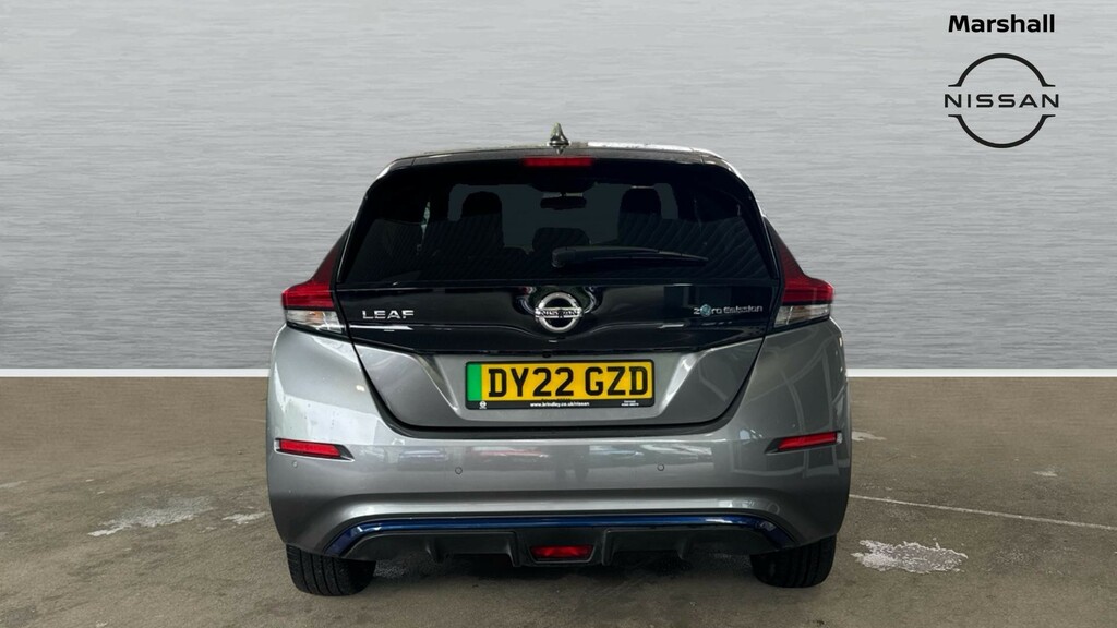 Nissan Leaf Leaf 160Kw E N-connecta 62Kwh Grey #6