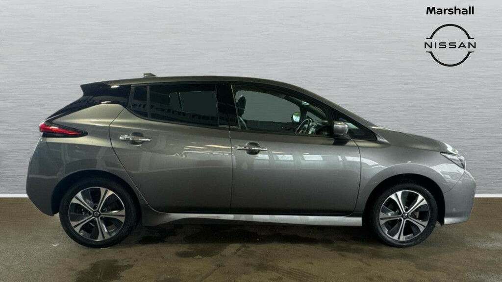 Nissan Leaf Leaf 160Kw E N-connecta 62Kwh Grey #3