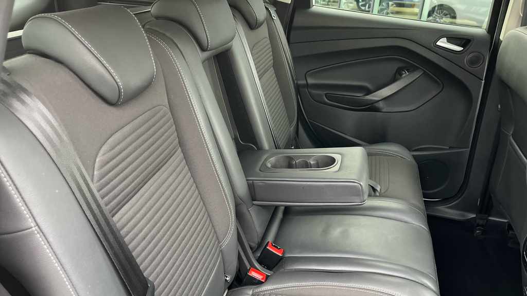Ford Kuga 2.0 Tdci 180 St-line X With Heated Seats Red #30