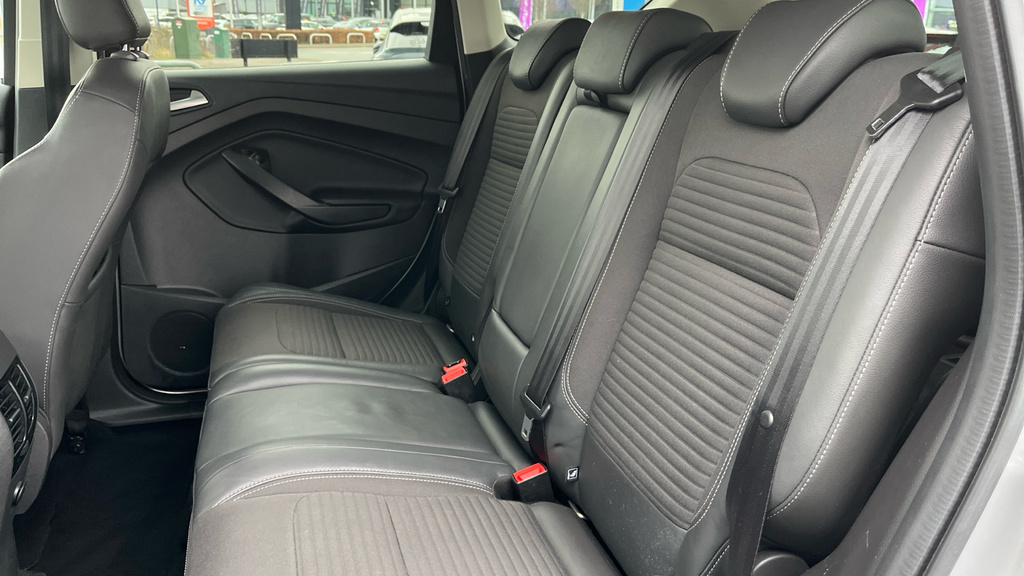 Ford Kuga 2.0 Tdci 180 St-line X With Heated Seats Red #14