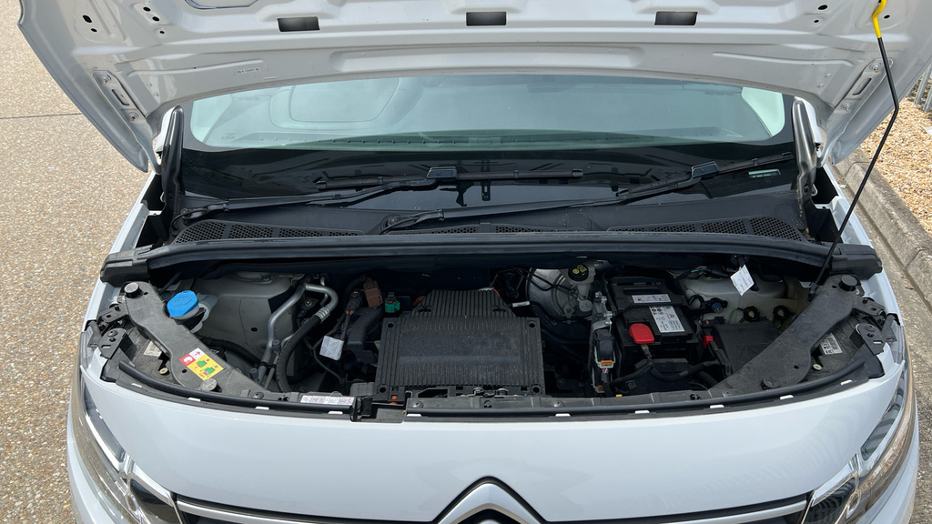 Ford Focus 1.0 Ecoboost Hybrid Mhev St-line X Heated S White #16