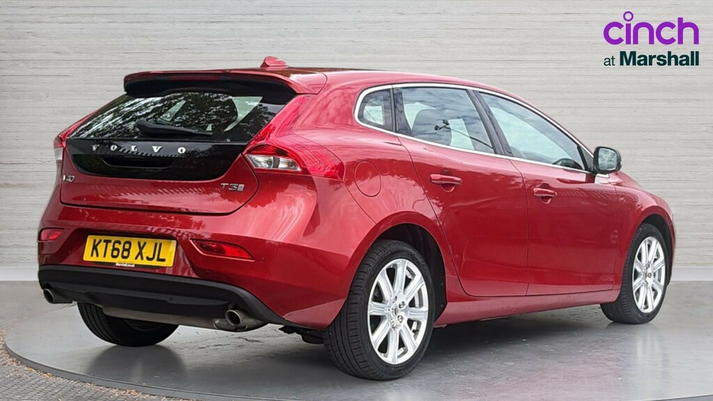 Volvo V40 V40 T3 152 R Design Pro Geartronic Red #3
