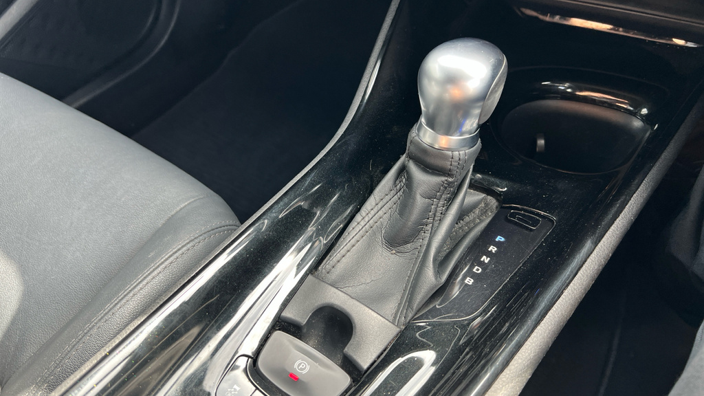 Toyota C-Hr Vvt-h Dynamic U2700 Ulez Silver #28
