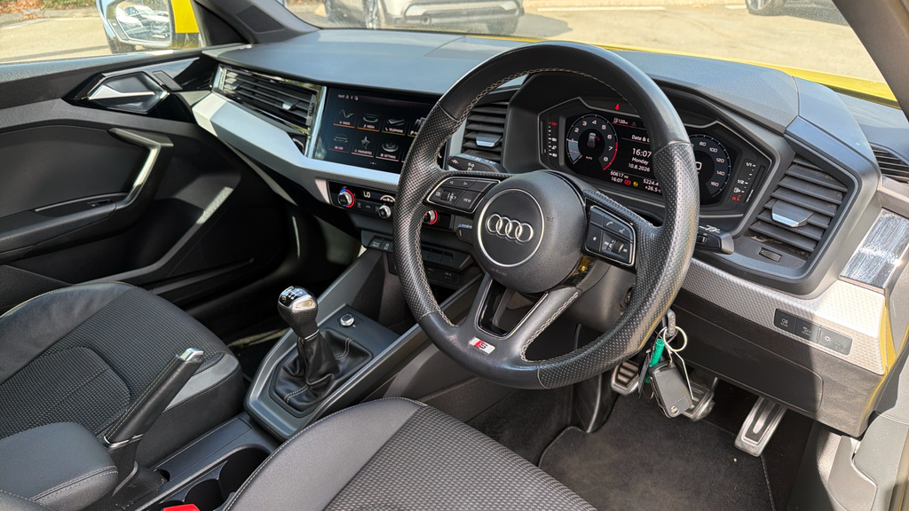 Audi A1 A1 30 Tfsi 110 S Line GK22APX Yellow #6