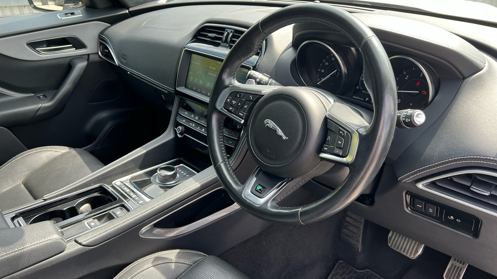 Jaguar F-Pace Jaguar Estate 2.0 R-sport Awd Grey #9